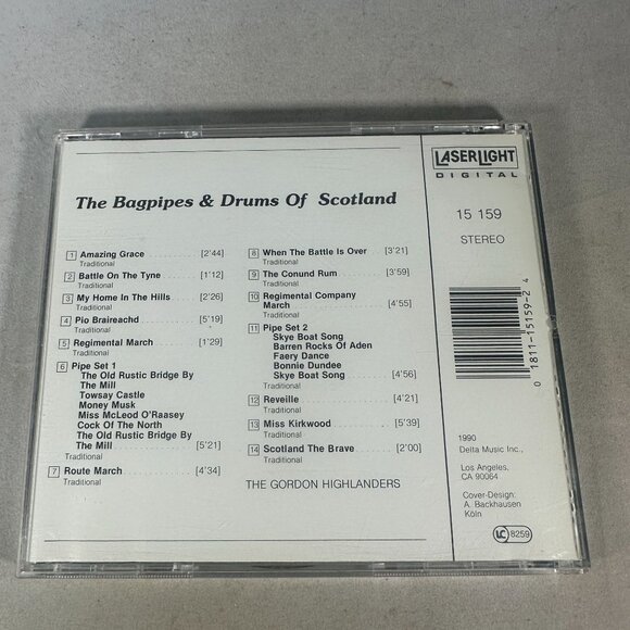 The Bagpipes & Drums Of Scotland CD Gordon Highlanders 1990 Laserlight Label - Picture 2 of 3